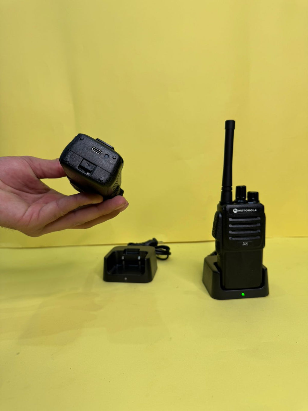 MOTOROLA A8 WALKIE TALKIE PAIR