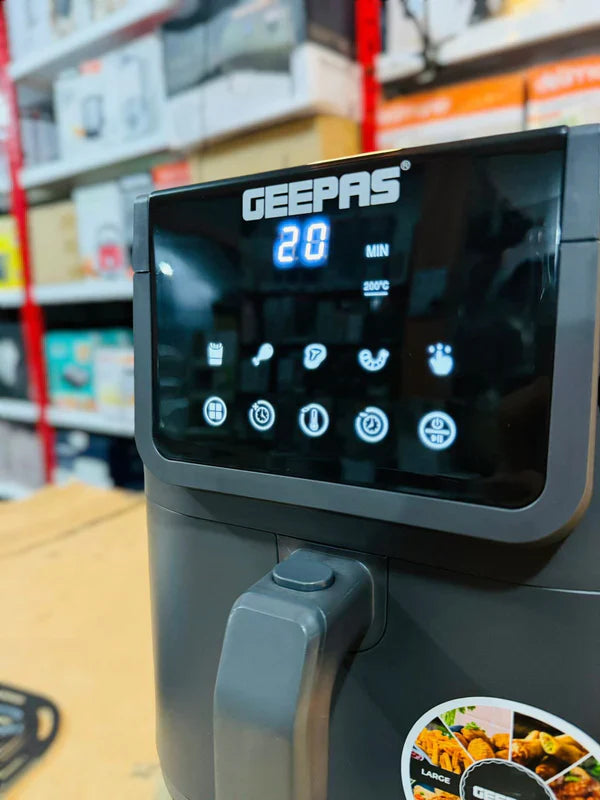 GEEPAS 8L Digital Air Fryer 1700W-37534