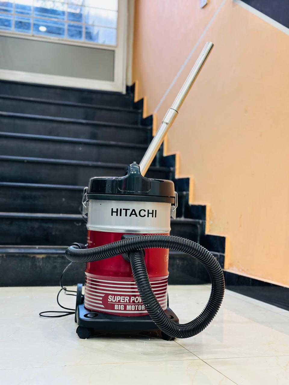 HITACHI IMPORTED VACUUM CLEANER 25 L