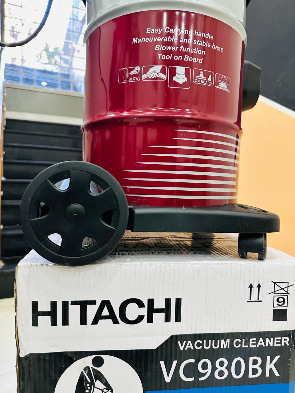 HITACHI IMPORTED VACUUM CLEANER 25 L
