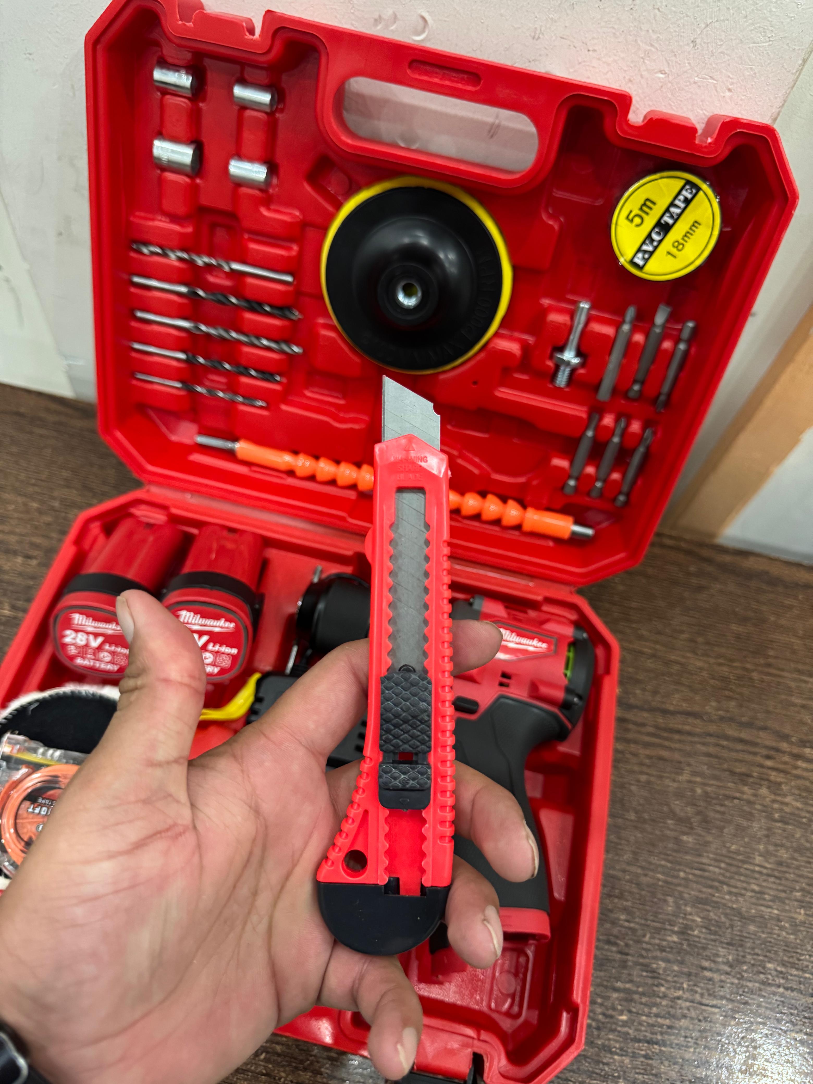 Milwaukee Brushless 28V Drill machine with Toolkit