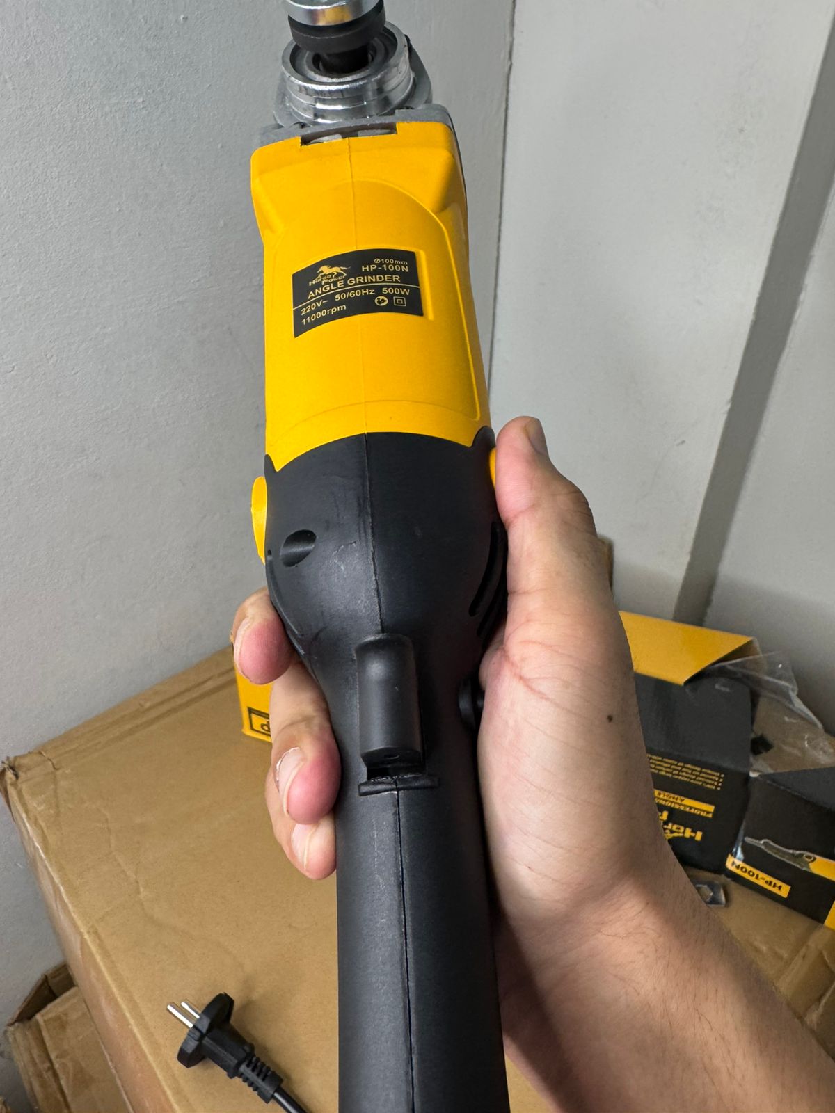 Heavy-Duty Electric Angle Grinder With Soft Grip