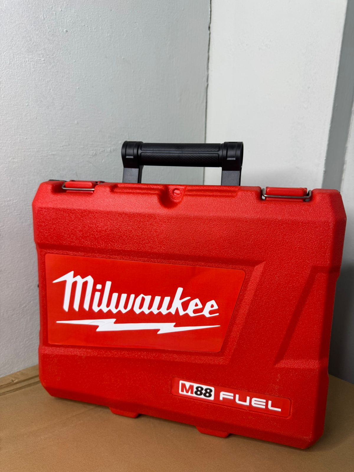 Milwaukee 88V High-Torque Brushless Drill with Dual Batteries