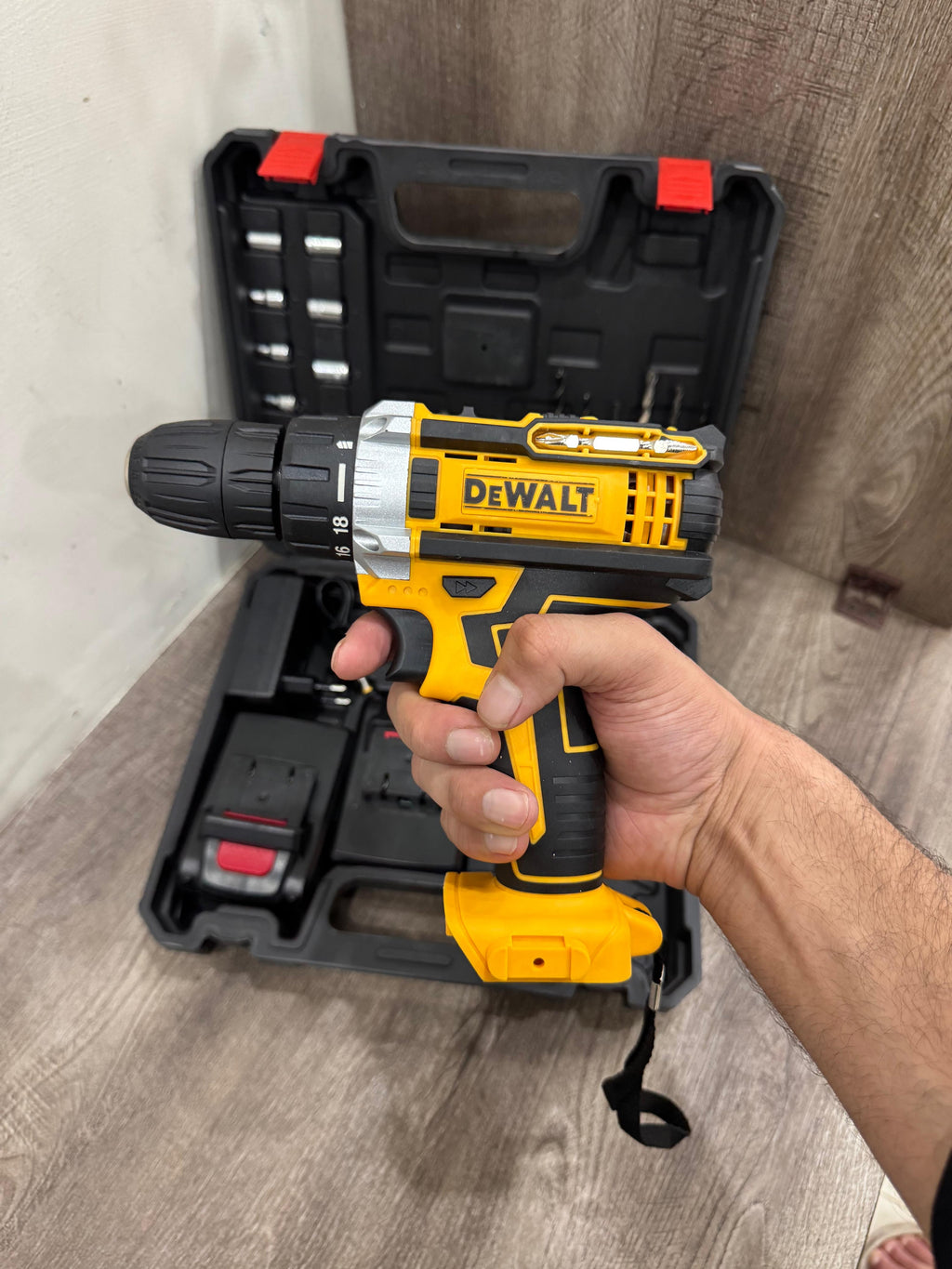 DEWALT 48v Cordless Drill Set