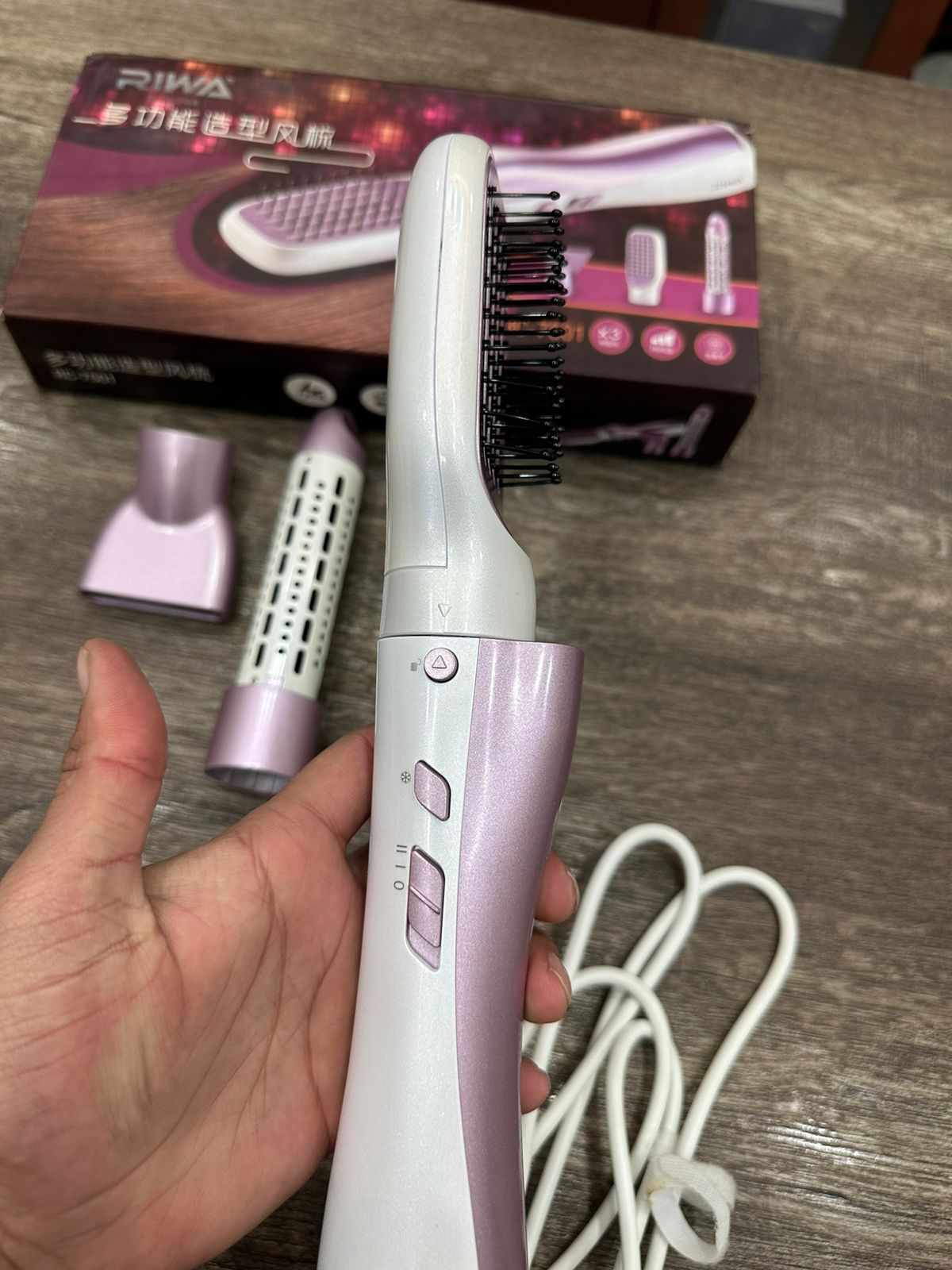 RIWA MULTIFUCTION STYLING COMB