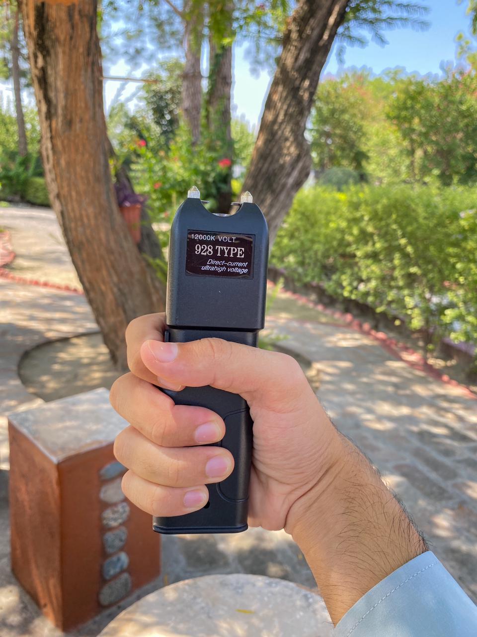 Extremely Powerful 928 TYPE Taser