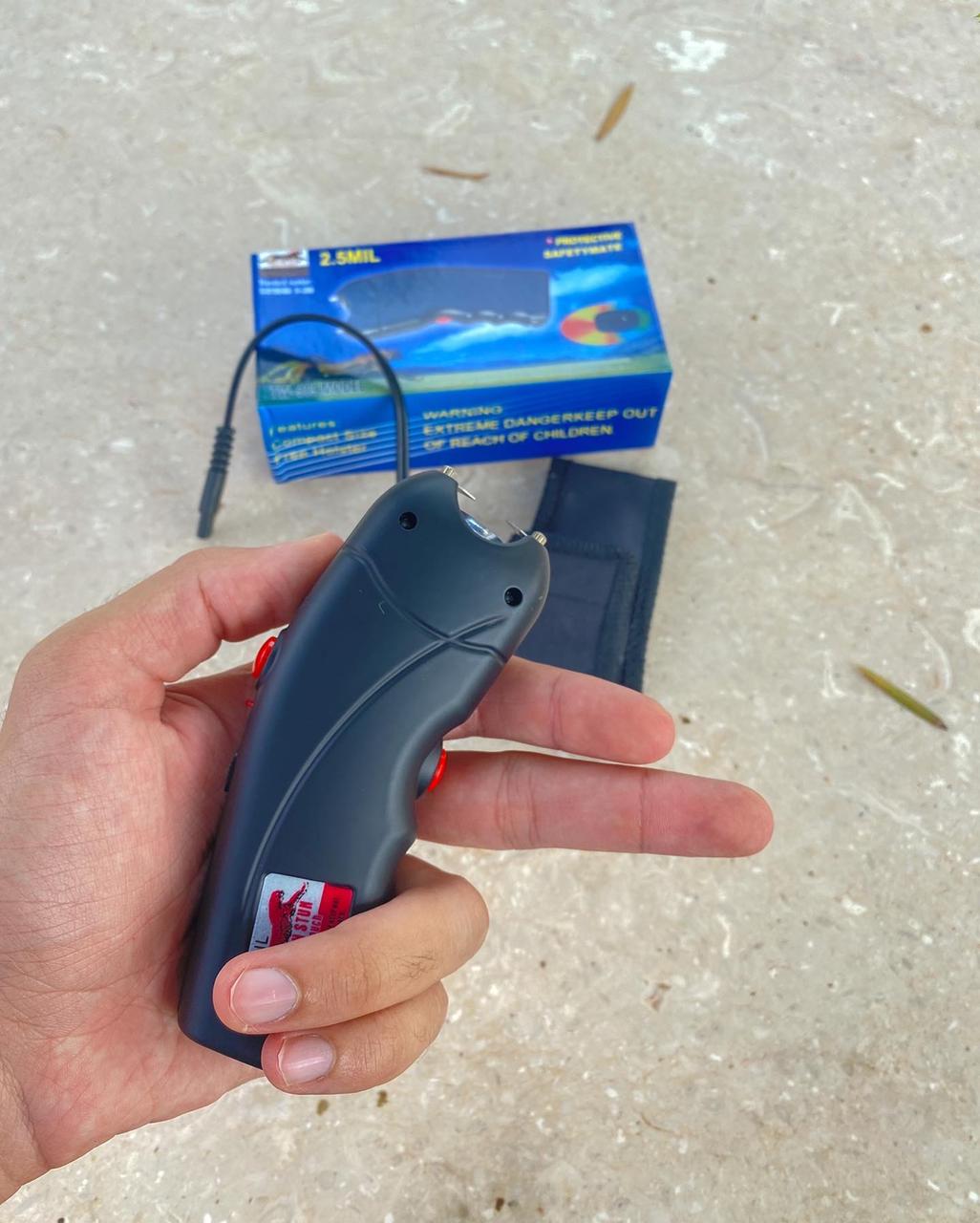 2.5 Million Volts Ultimate Pocket Taser